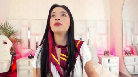 Snapshot of im_nika_ chatting on October 23, 12:26 pm Nika online show from October 23, 12:26 pm