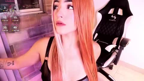 Scarlet  online show from October 23, 12:43 am