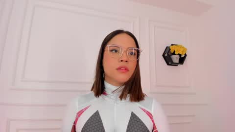 scarlett online show from May 31, 6:31 pm