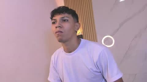 Snapshot of im_sebaslopez chatting on January 30, 5:30 am im_sebaslopez online show from January 30, 5:30 am