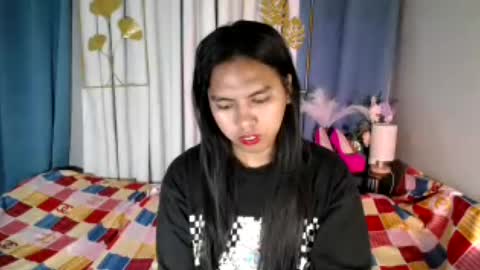 Snapshot of im_ur_girl_demure chatting on June 12, 12:09 am kyline online show from June 12, 12:09 am