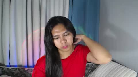 Snapshot of im_ur_girl_demure chatting on July 30, 9:03 pm kyline online show from July 30, 9:03 pm