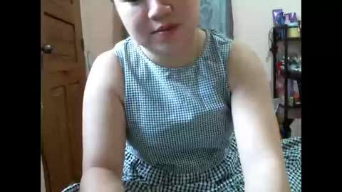 Snapshot of im_your_secret chatting on December 14, 6:19 am im_your_secret online show from December 14, 6:19 am