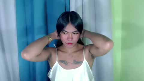 im_yourfairyannaxx online show from February 1, 2:05 am