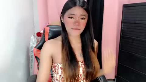 im_yourfairyannaxx online show from October 26, 3:45 am