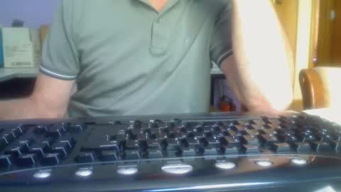 Snapshot of imaussiechris chatting on February 20, 2:51 am Aussie Guy online show from February 20, 2:51 am