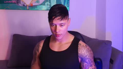 imconor online show from December 22, 10:18 pm