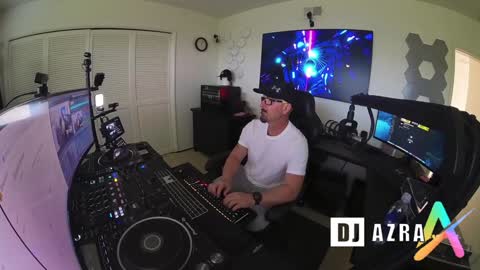 DJ Azra online show from February 6, 8:02 pm