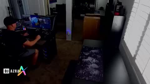 DJ Azra online show from October 26, 9:53 pm