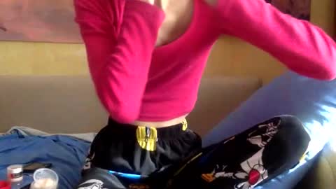 Snapshot of imelissa8malis chatting on April 7, 1:33 pm irina online show from April 7, 1:33 pm