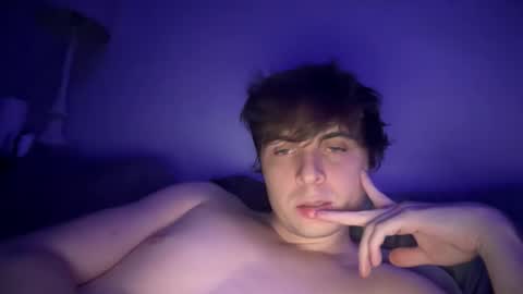 Snapshot of imfittwink22 chatting on November 2, 9:44 am imfittwink22 online show from November 2, 9:44 am