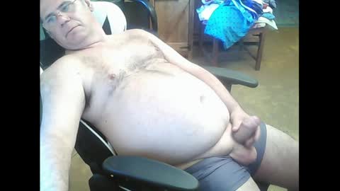 Snapshot of imici76 chatting on June 6, 2:11 pm imici76 online show from June 6, 2:11 pm