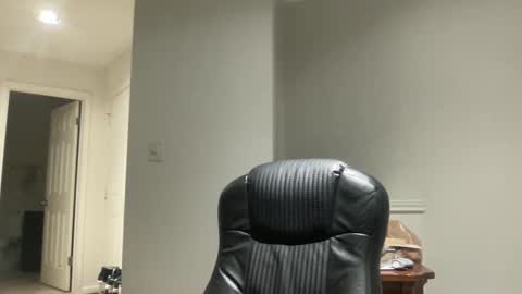 imightgetnaked online show from February 18, 1:43 am