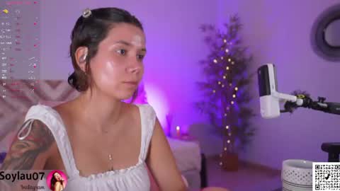 imjess_ online show from August 6, 1:57 pm