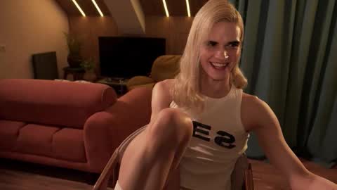 sasha hethey online show from March 17, 11:30 pm