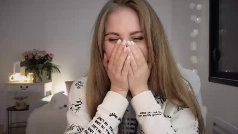 ImKeira online show from March 1, 8:53 pm