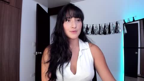 Snapshot of imlenka chatting on March 28, 11:04 pm Lenka online show from March 28, 11:04 pm