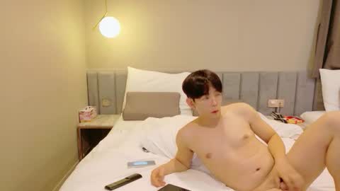 Snapshot of imlowerlife chatting on November 1, 8:49 am imlowerlife online show from November 1, 8:49 am