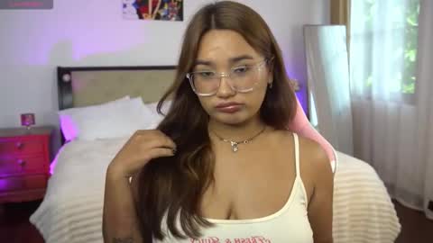 Snapshot of immahawaii chatting on October 17, 4:04 am Imma online show from October 17, 4:04 am