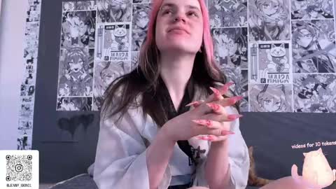 Sam and Jen online show from May 18, 3:02 am