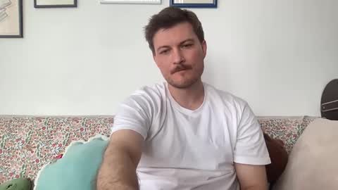 Snapshot of imnotall chatting on March 2, 1:38 pm imnotall online show from March 2, 1:38 pm