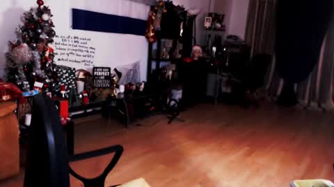 Empress online show from February 6, 1:27 am