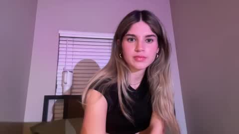 Snapshot of imrubyy chatting on January 7, 3:03 am RUBYY 3 online show from January 7, 3:03 am