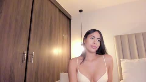 Snapshot of imsaraah chatting on August 7, 9:28 pm sarah online show from August 7, 9:28 pm