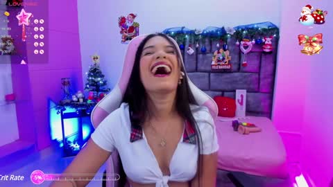 sofy online show from December 18, 8:25 pm