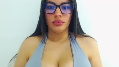 Snapshot of imsweetlips chatting on April 26, 7:33 pm imsweetlips online show from April 26, 7:33 pm