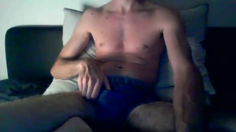 imustwork online show from July 15, 9:09 pm