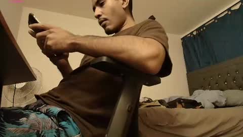 Snapshot of imyourg0d chatting on July 14, 1:08 am Daniel thumb up me please its important Im new INDEPENDENT MODEL online show from July 14, 1:08 am