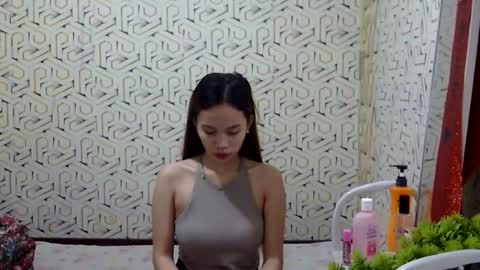 Snapshot of imyourgirl_vanessa26 chatting on June 21, 10:40 am Im sad because im lonely wish help me here online show from June 21, 10:40 am