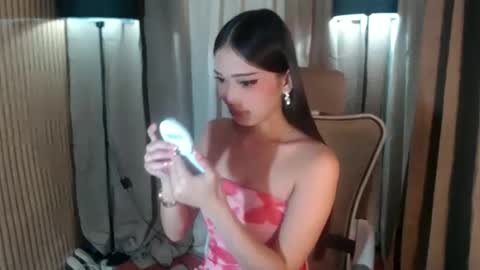 Aki online show from October 3, 2:19 am