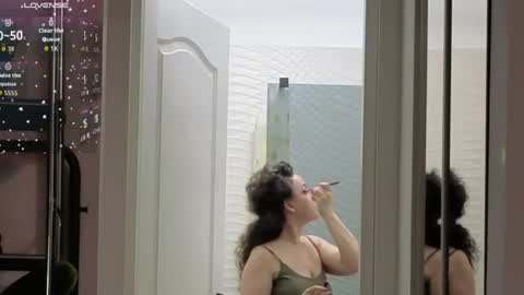 Snapshot of inakush chatting on June 28, 11:33 pm Ina Kush online show from June 28, 11:33 pm