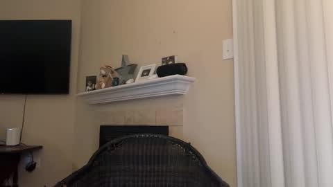 Inmate1993 online show from December 14, 4:07 am