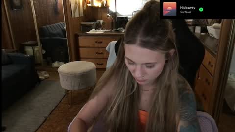 Snapshot of incognitoqueen chatting on December 26, 9:01 am Carter online show from December 26, 9:01 am