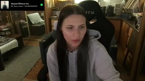 Snapshot of incognitoqueen chatting on May 28, 3:48 am Carter online show from May 28, 3:48 am