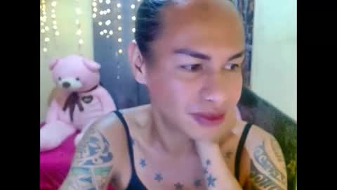 Snapshot of indaypakay_ts chatting on October 27, 12:04 am Pakay online show from October 27, 12:04 am