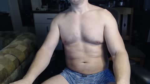 Snapshot of independent_mark chatting on February 18, 11:30 pm Mark online show from February 18, 11:30 pm