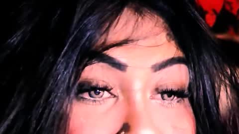 Snapshot of indian_dreamgirl chatting on November 26, 2:23 am Bella Ambrosia online show from November 26, 2:23 am