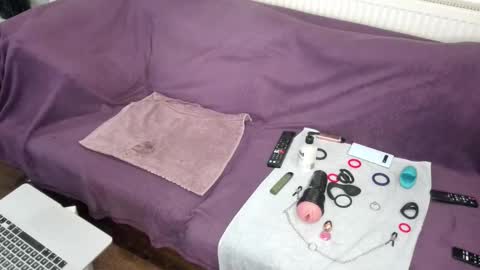 Snapshot of indian_exhibitionist chatting on December 20, 11:56 pm indian_exhibitionist online show from December 20, 11:56 pm