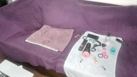 Snapshot of indian_exhibitionist chatting on February 21, 12:00 am indian_exhibitionist online show from February 21, 12:00 am