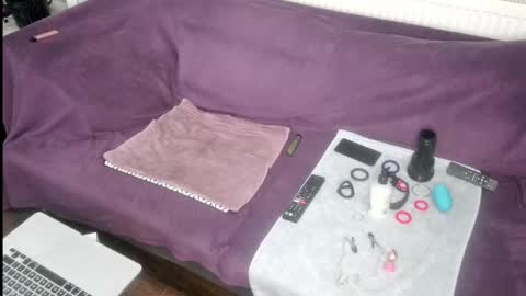 Snapshot of indian_exhibitionist chatting on March 14, 10:48 pm indian_exhibitionist online show from March 14, 10:48 pm