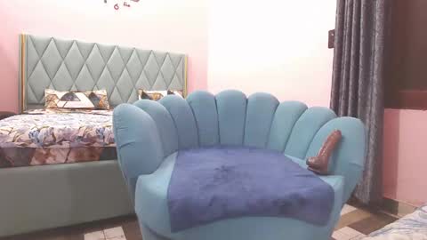 Snapshot of indian_goddess9 chatting on May 27, 8:33 am Parul online show from May 27, 8:33 am