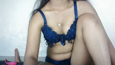 Snapshot of indian_saanvi chatting on June 12, 3:27 am Saanu online show from June 12, 3:27 am