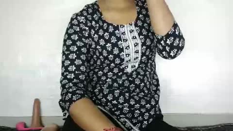 Snapshot of indian_saanvi chatting on July 4, 3:02 am Saanu online show from July 4, 3:02 am