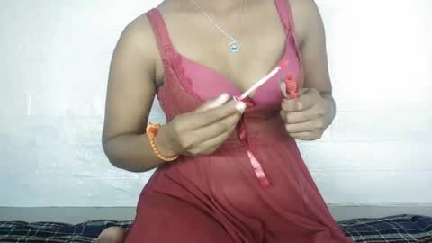 Snapshot of indian_saanvi chatting on August 2, 1:59 am Saanu online show from August 2, 1:59 am