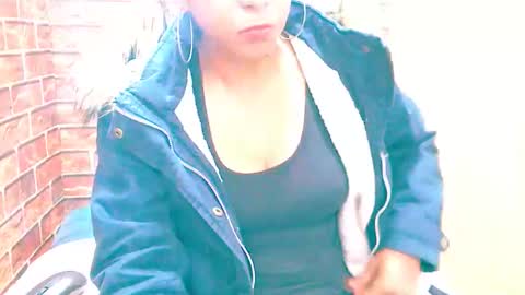 indian_spice_girl online show from May 1, 7:24 am