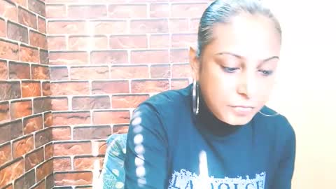 indian_spice_girl online show from May 17, 7:50 am